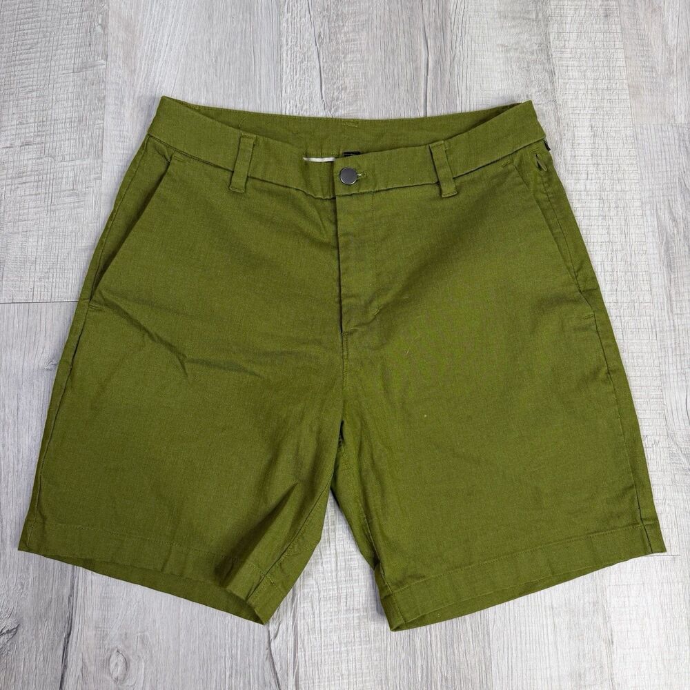 Lululemon Shorts Mens 30 Green Commission Classic 7” Chino Warpstreme LM7AUDS Q